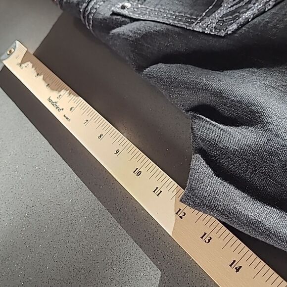 Bandolino sz 8 dark denim with sequined back pockets - Picture 3 of 7